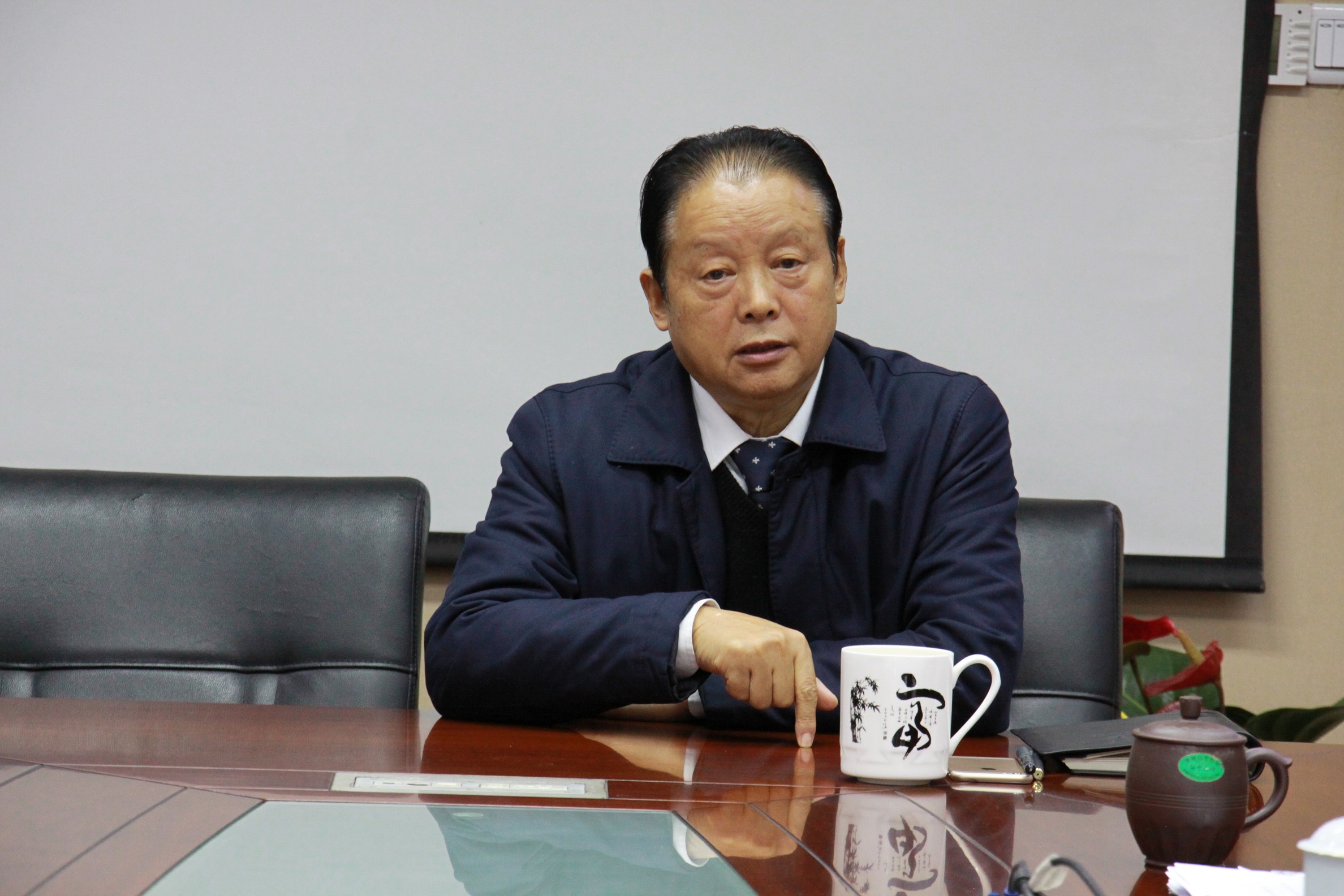 Ἧž˼칫˾罨ҵԴҵĿɷƺͬǩʽ