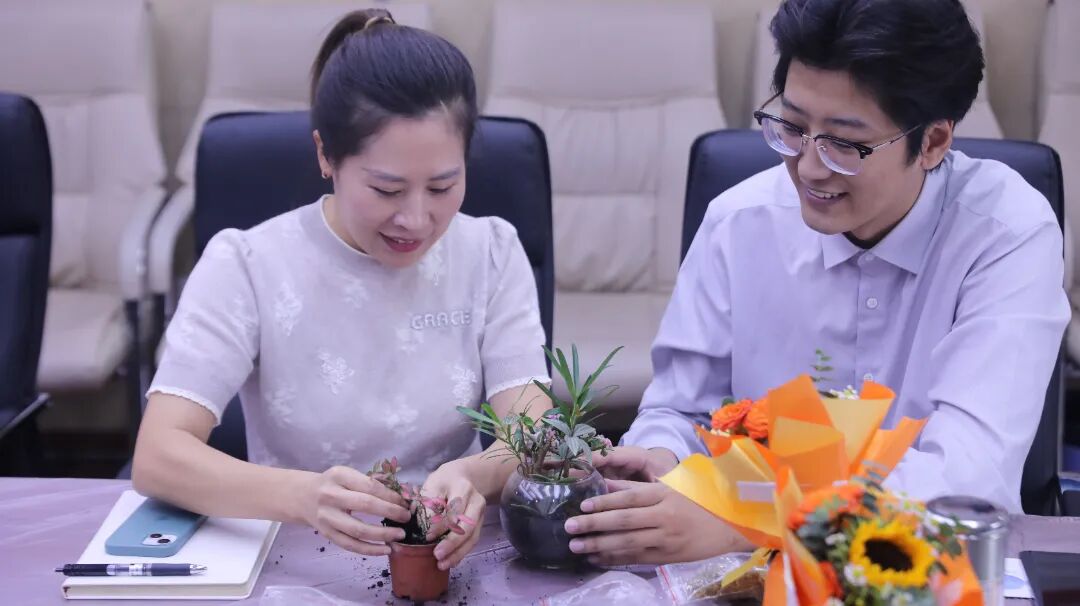 匠心传承育栋梁 感恩引路筑未来--金年会电力集团开展干部三期“匠心育人 感恩有您”活动