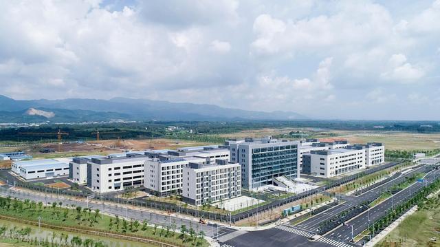 ����̬�������нӰ���̫�����ÿ������������÷���һ�ڣ�������������ʩ��������·�����ܽ�ͨ��